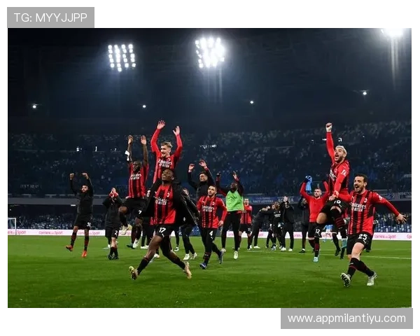 AC米兰足球服最新款式全面解析，助你展现球队精神与个人风采